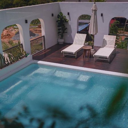 Montagne Boutique Hotel Kampot Exterior photo